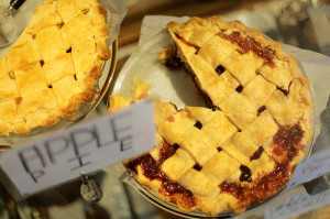 apple and cherry pie